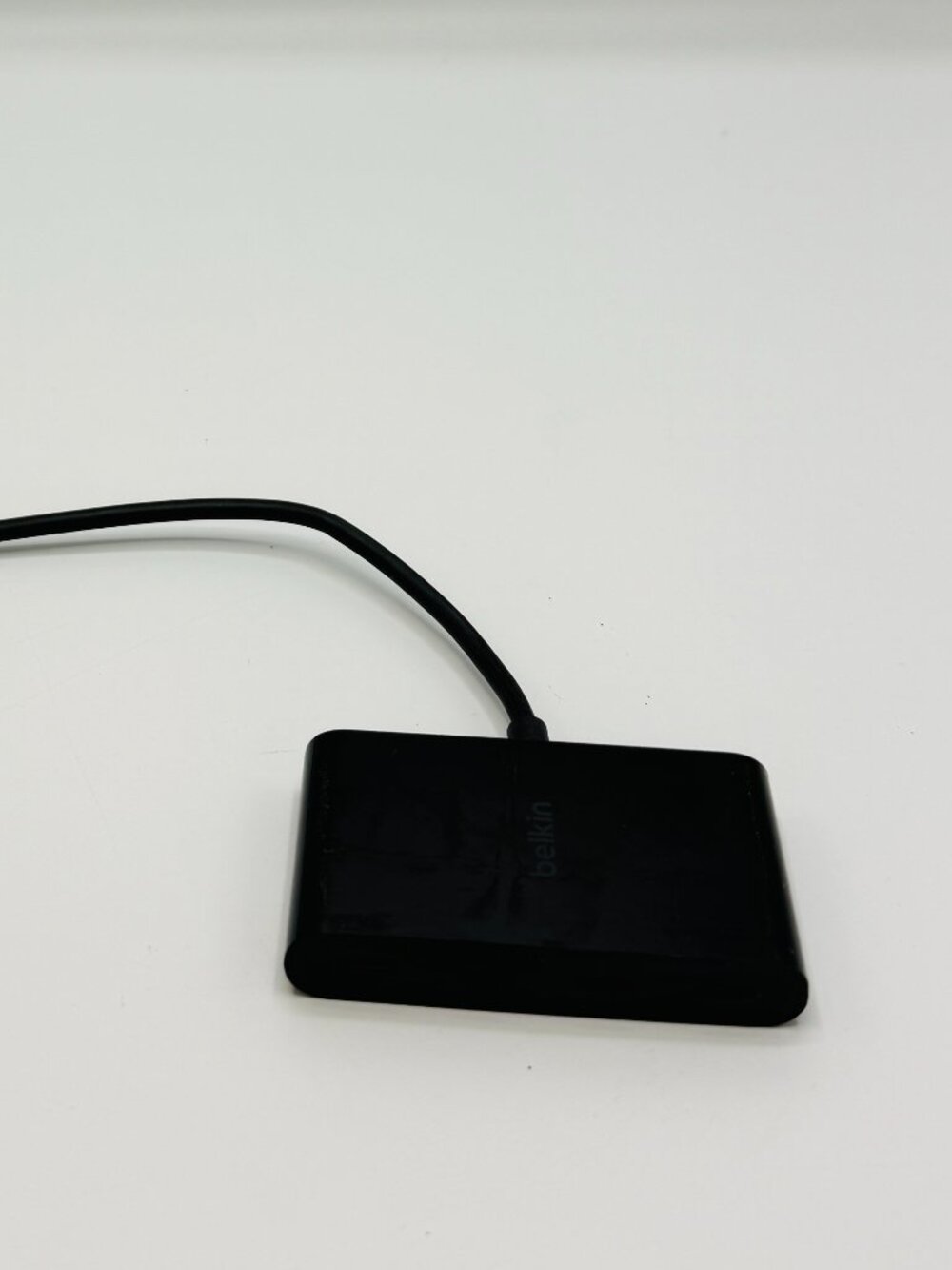 Belkin Connect USB-C 4-Port Hub 100W PD 10Gbps Black